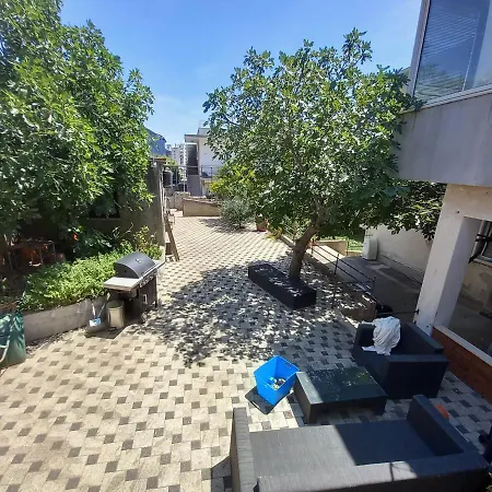 Pool Maja Apartment *