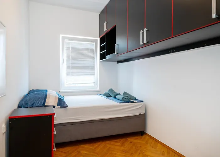 Pool Maja Apartman Šibenik